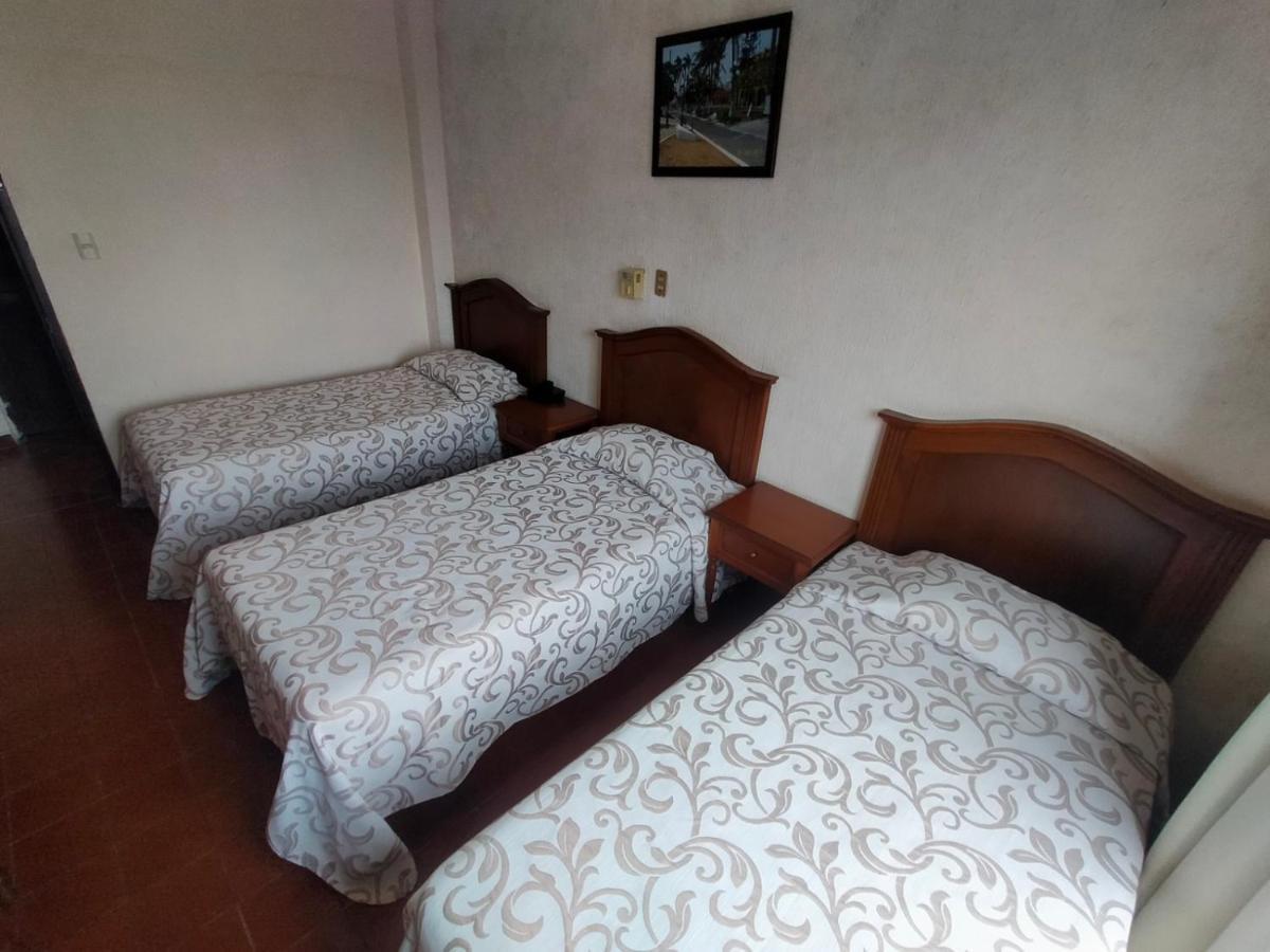 טלקוטלפן Hotel Posada Dona Lala מראה חיצוני תמונה