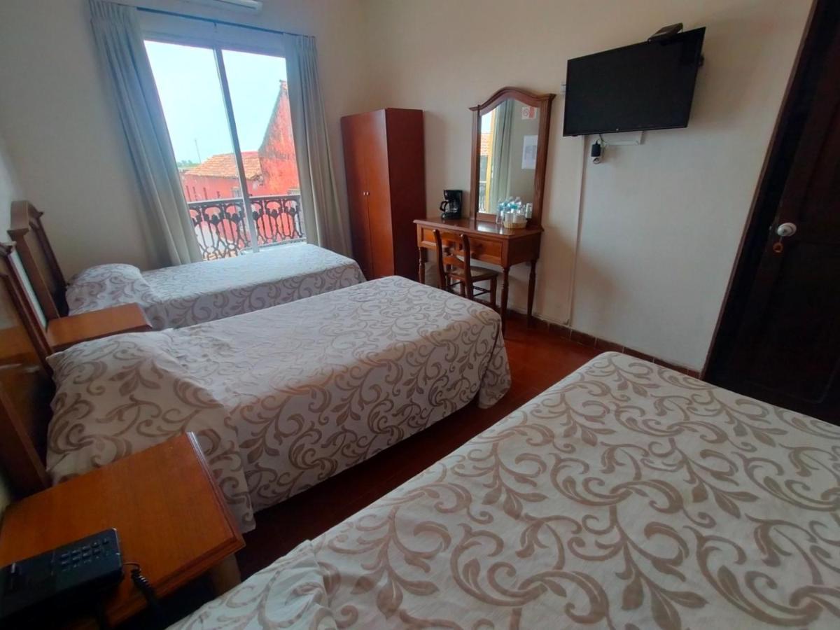 טלקוטלפן Hotel Posada Dona Lala מראה חיצוני תמונה