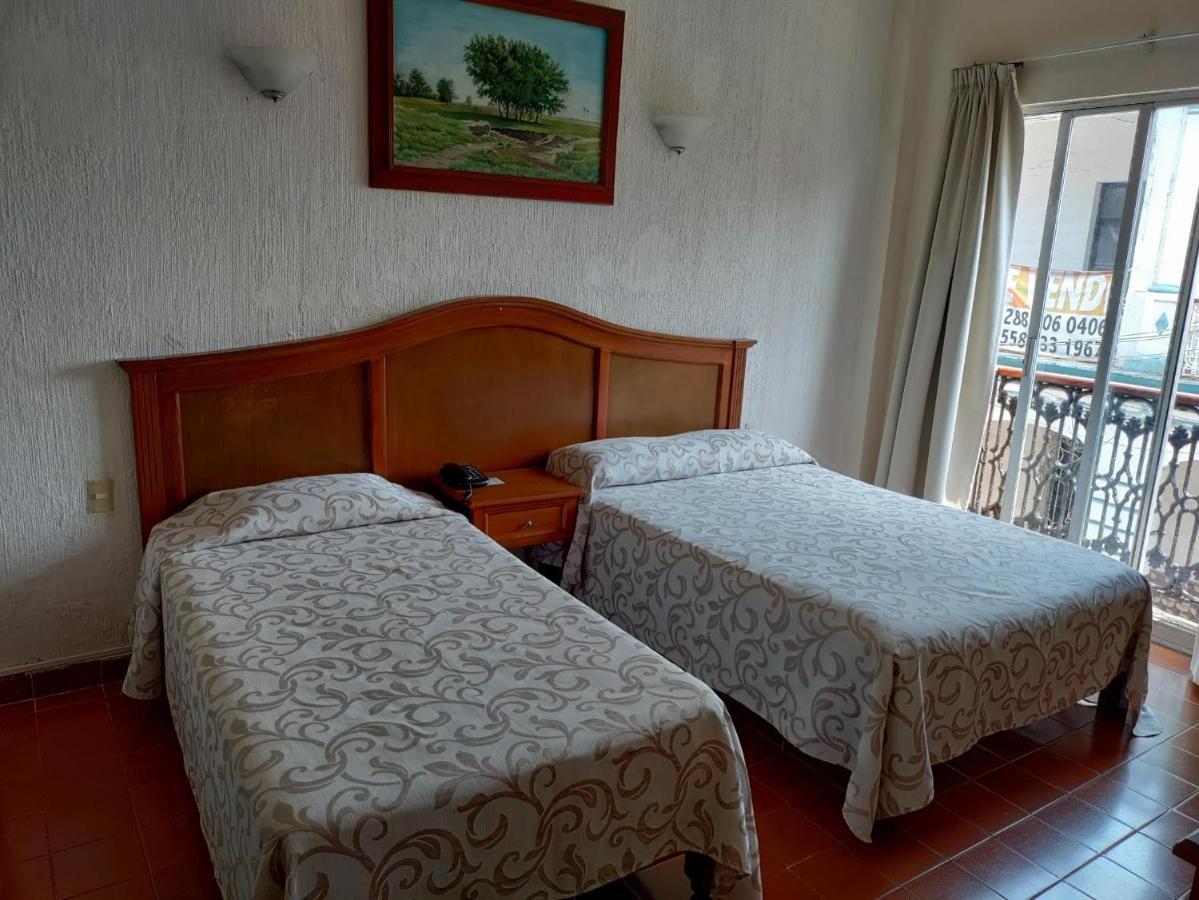 טלקוטלפן Hotel Posada Dona Lala מראה חיצוני תמונה