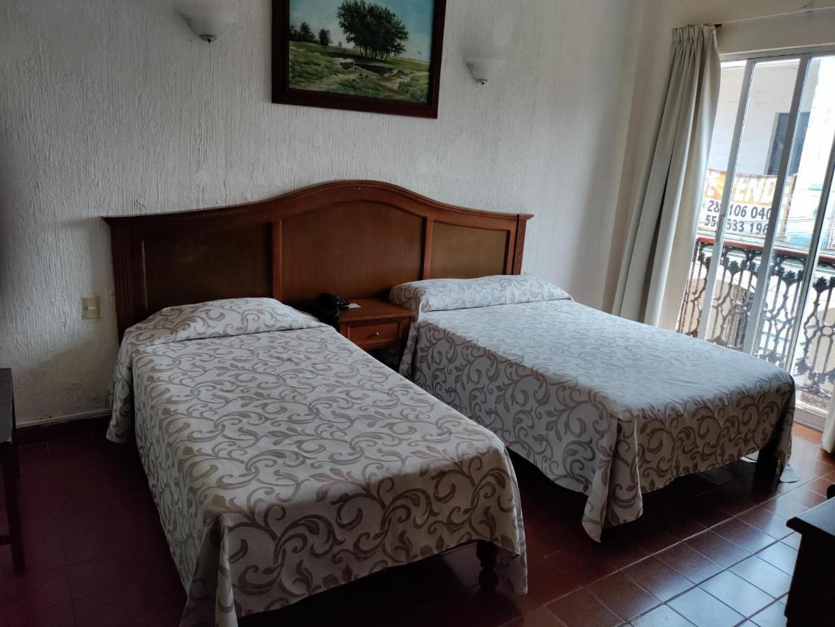 טלקוטלפן Hotel Posada Dona Lala מראה חיצוני תמונה