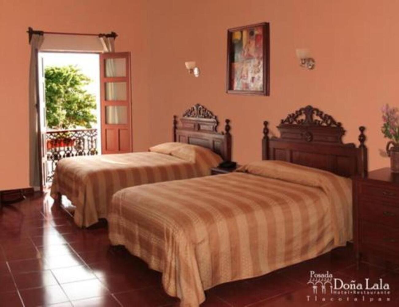 טלקוטלפן Hotel Posada Dona Lala מראה חיצוני תמונה