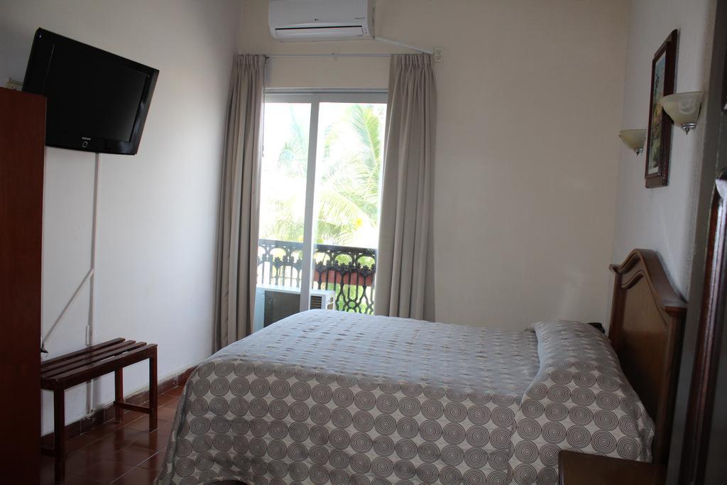 טלקוטלפן Hotel Posada Dona Lala מראה חיצוני תמונה